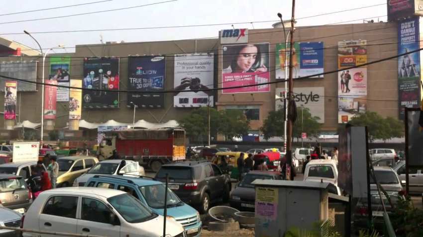 Noida Parking Trouble At Film City Botanical Garden Will End Soon Here Is Why Atta Gip Dlf Mall Stretch Will Also Benefit Zee Business