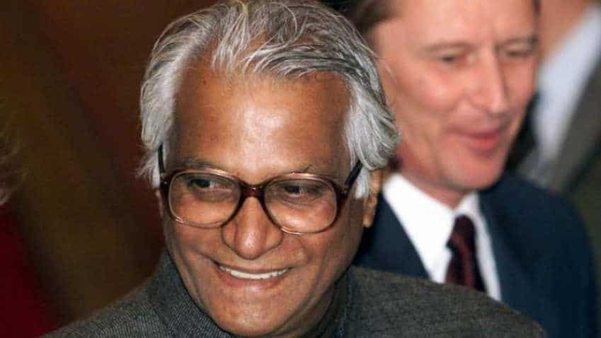 George Fernandes: The minister who threw Coca-Cola out of India, stalled HPCL privatisation George Fernandes: The minister who threw Coca-Cola out of India, stalled HPCL privatisation