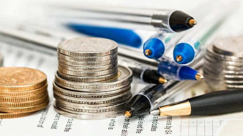Income Tax returns: Invested in debt schemes? Check how much tax would be levied on your income Income Tax returns: Invested in debt schemes? Check how much tax would be levied on your income