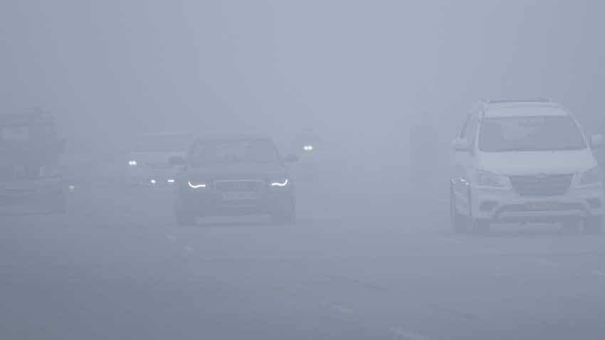 Delhi airport update today: Dense fog engulfs national capital, flights delayed Delhi airport update today: Dense fog engulfs national capital, flights delayed