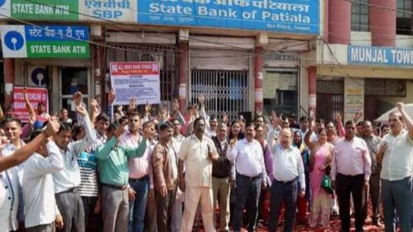 Bank Employees Wage Revision: 10% salary hike proposed; Staff still not happy - Here's why Bank Employees Wage Revision: 10% salary hike proposed; Staff still not happy - Here's why