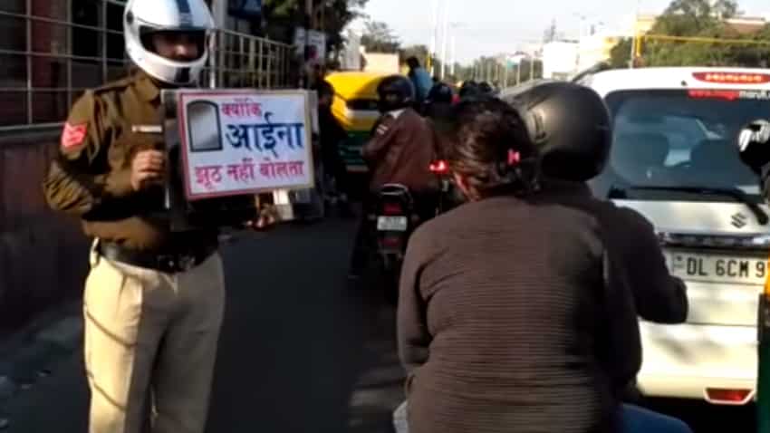 This is Delhi Traffic Police's unique plan for people who are not wearing helmets This is Delhi Traffic Police's unique plan for people who are not wearing helmets