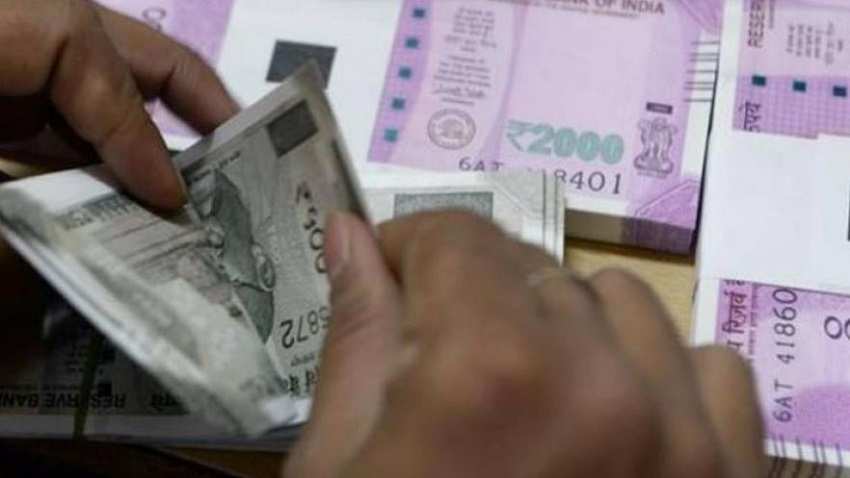 Cash in Indian economy at Rs 20.4 lakh cr; here is what SBI said