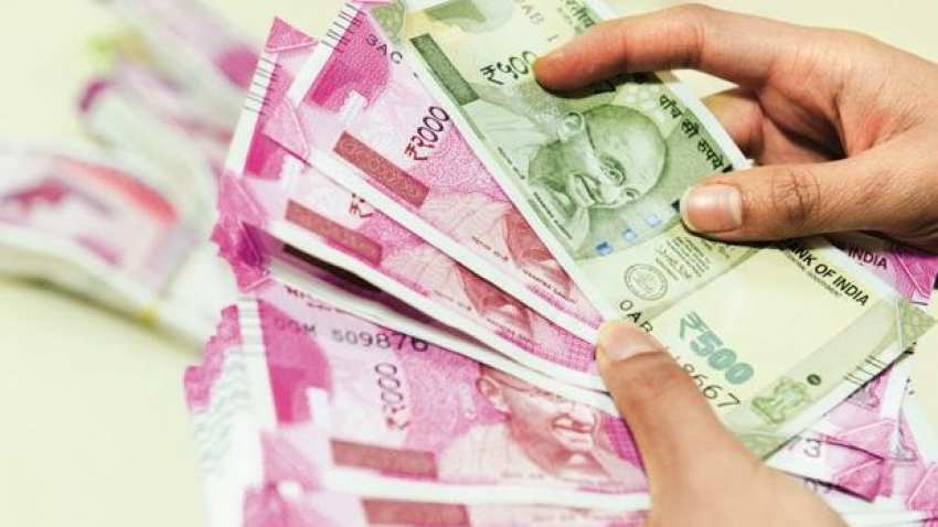 Rupee gains 2 paise to 71.22 vs US Dollar