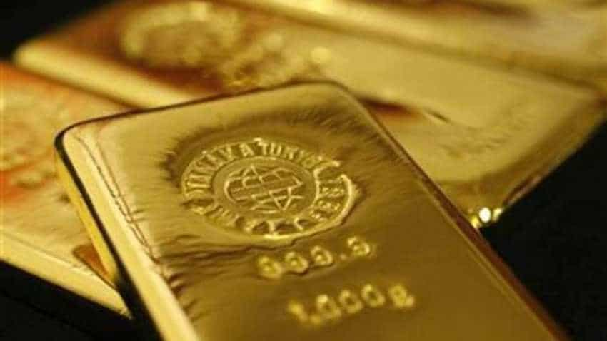 Gold extends gains on wedding demand, positive global cues