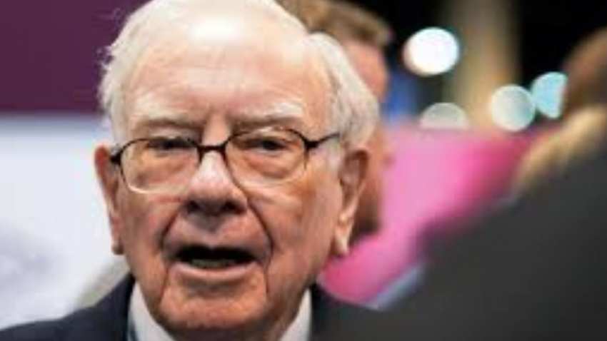 In a shift, Warren Buffett says focus on Berkshire&#039;s stock price