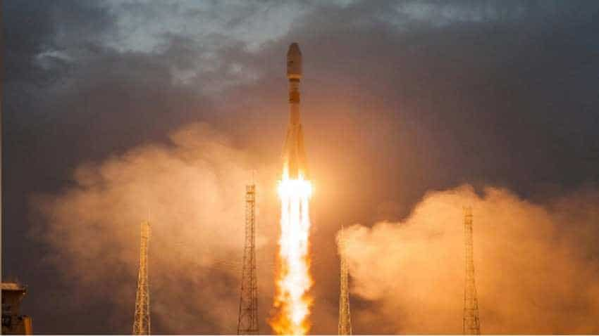 Airbus, OneWeb aim for new satellite era with first launch