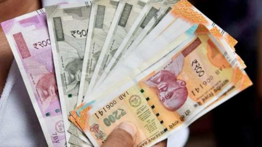 Rupee appreciates 15 paise against US dollar