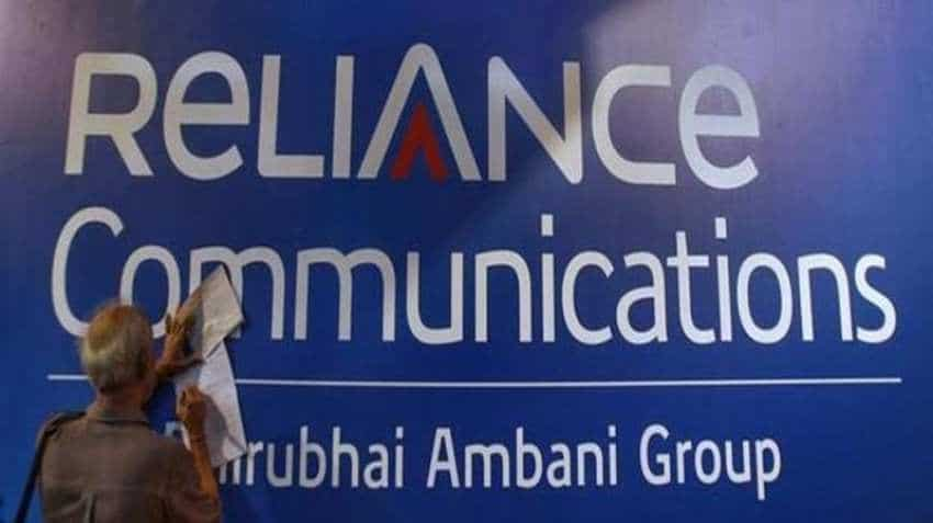 Lenders sell 12 cr share of Reliance Communications