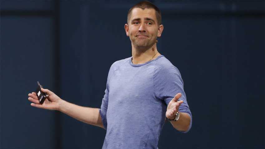 Facebook product chief Chris Cox to exit as focus shifts to messaging