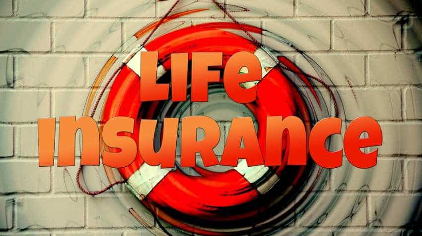 New LIC Plan: Turn Rs 9600/month into Rs 10 lakh! Get several insurance and maturity benefits New LIC Plan: Turn Rs 9600/month into Rs 10 lakh! Get several insurance and maturity benefits