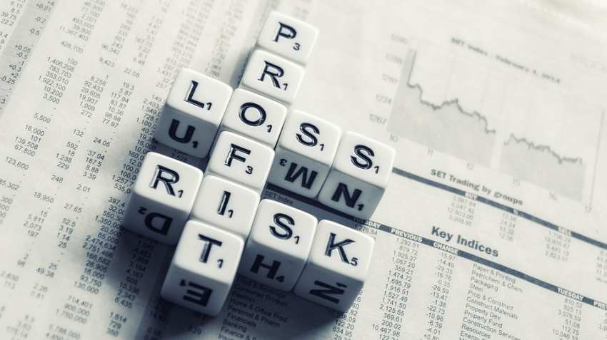 Experts put &#039;Sell&#039; call on Escorts, shares plunge - Rakesh Jhunjhunwala set to suffer setback from this favorite stock 