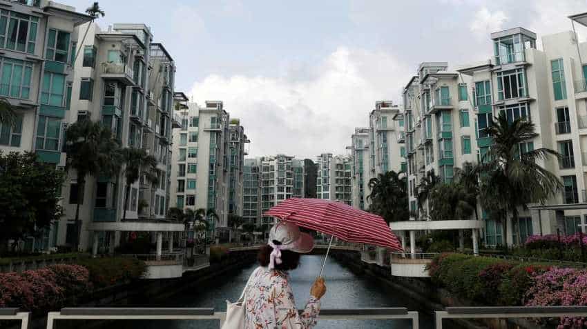 Singapore first-quarter home prices fall most since 2016, luxury hardest hit Singapore first-quarter home prices fall most since 2016, luxury hardest hit