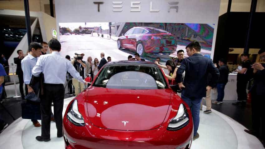 Tesla delivers fewer than expected Model 3 sedans in first quarter