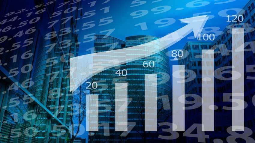 TCS, HDFC, Infosys add Rs 40,597 crore in M-Cap; Reliance, ITC, SBI, Kotak Mahindra, others suffer TCS, HDFC, Infosys add Rs 40,597 crore in M-Cap; Reliance, ITC, SBI, Kotak Mahindra, others suffer