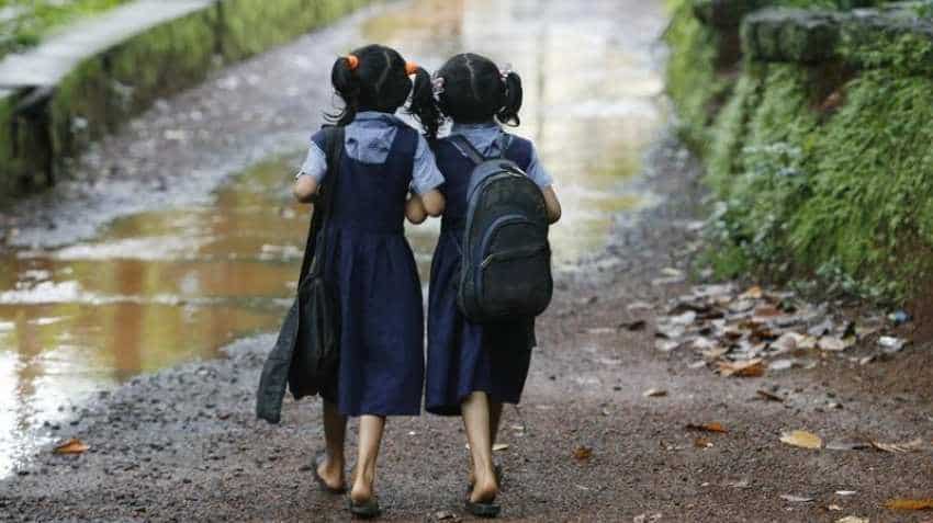 Sukanya Samriddhi Yojana: This is the amount you can save for your daughter's education, marriage Sukanya Samriddhi Yojana: This is the amount you can save for your daughter's education, marriage