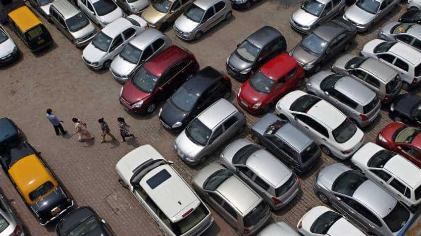Passenger Vehicles retail sales dip 10 pct in March: FADA Passenger Vehicles retail sales dip 10 pct in March: FADA