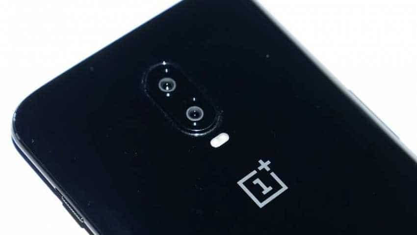 OnePlus 7 Pro with curved screen leaked OnePlus 7 Pro with curved screen leaked