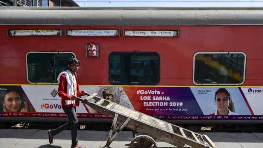 Indian Railways passengers: Dirty coach, linen or no water? Get these issues resolved, this is how Indian Railways passengers: Dirty coach, linen or no water? Get these issues resolved, this is how