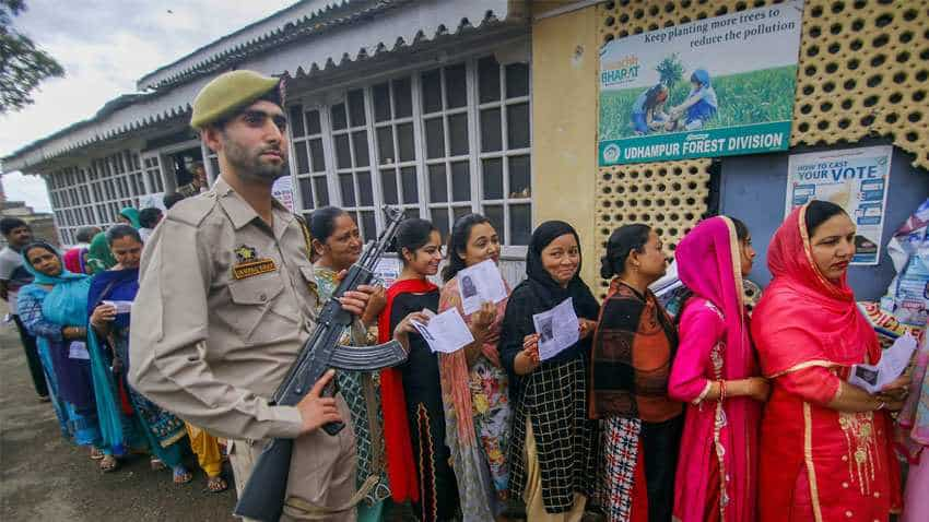 Lok Sabha Elections 2019 Phase 2 Polling LIVE: Check latest voting percentage recorded in 11 states and union territory of Puducherry 