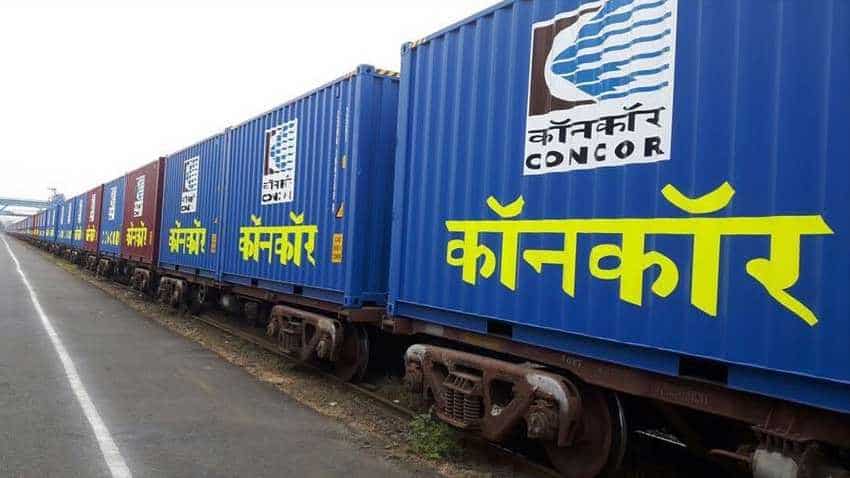 Record freight loading - Indian Railways&#039; steps to boost freight traffic bear fruits! South Central Railway felicitates heads of companies