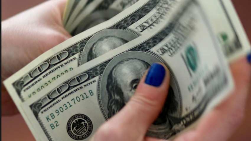US dollar falls amid rising British pound