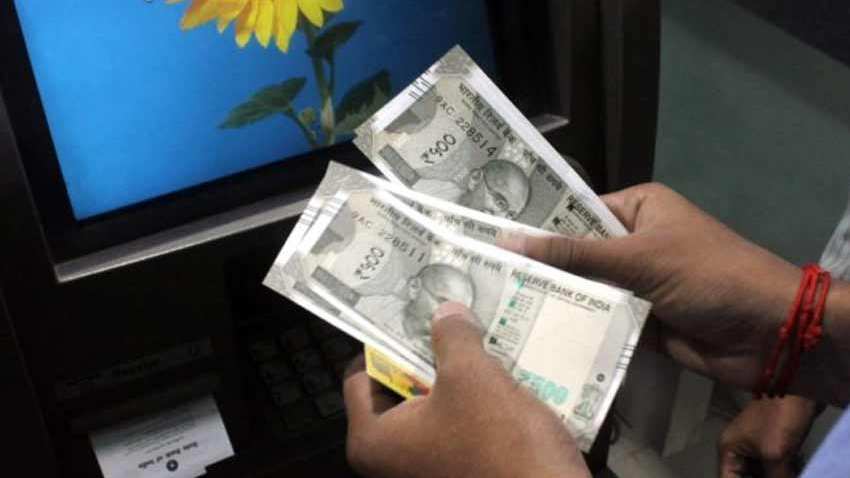 ATM cash withdrawal: Stay safe! Do this to protect yourself from ...