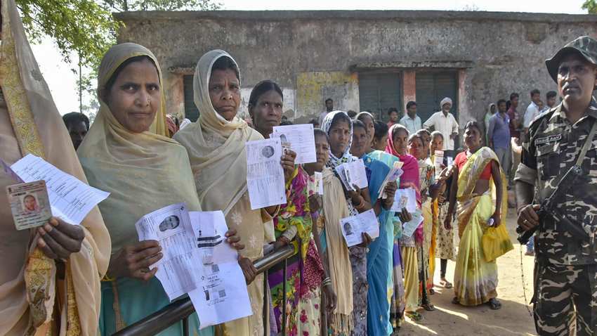 Lok Sabha elections 2019: EC official says private sector employees should get paid leave on polling day