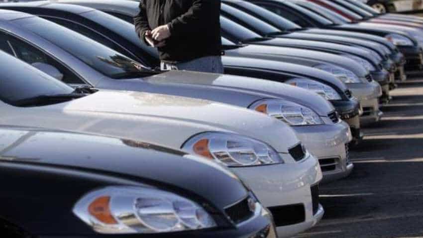 Confused between buying new or old car? Here is the third option; see if you can benefit Confused between buying new or old car? Here is the third option; see if you can benefit