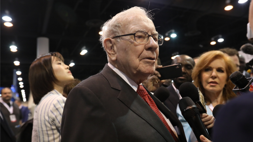 Warren Buffett successor: After 'Oracle of Omaha', these two may run Rs 35 lakh crore empire! Warren Buffett successor: After 'Oracle of Omaha', these two may run Rs 35 lakh crore empire!