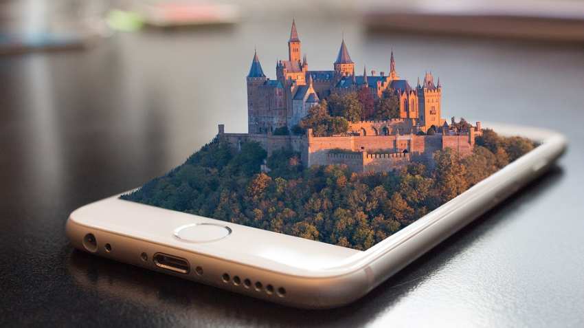 Smartphone sales, Reliance Jio power digital housing concept in Tier 2, Tier 3 cities, say experts Smartphone sales, Reliance Jio power digital housing concept in Tier 2, Tier 3 cities, say experts