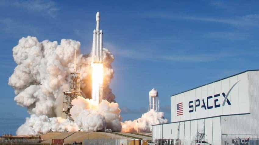 SpaceX to launch first satellites for Elon Musk&#039;s Starlink internet service