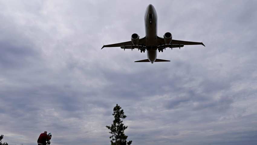 Singapore-bound plane makes emergency landing at Chennai airport Singapore-bound plane makes emergency landing at Chennai airport