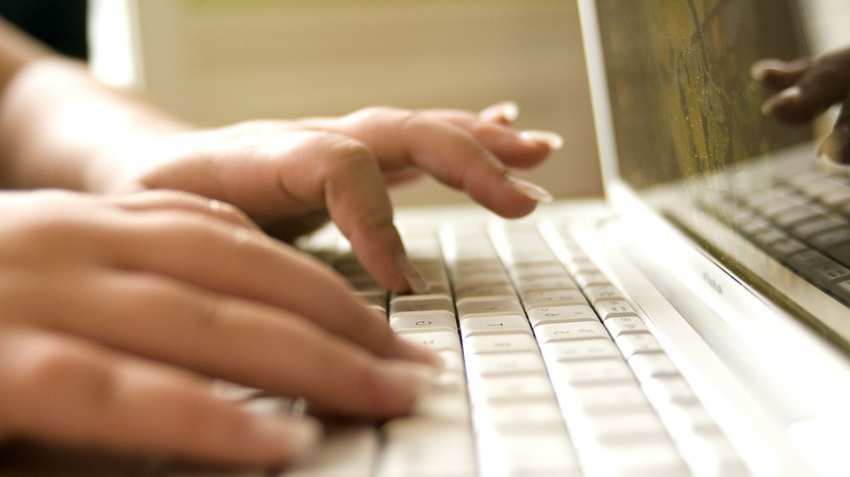 India PC market declines 8.3 pc to 2.15 mn units in Jan-Mar quarter India PC market declines 8.3 pc to 2.15 mn units in Jan-Mar quarter