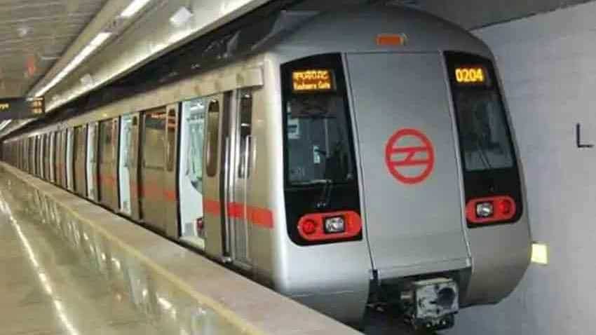 Delhi Metro snag: Train movement between Dilshad Garden and Shahdara affected Delhi Metro snag: Train movement between Dilshad Garden and Shahdara affected