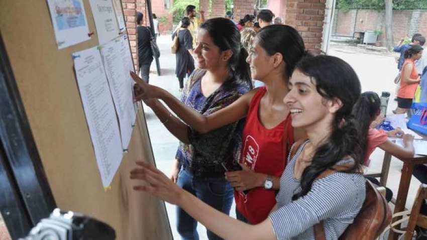 Jobs at DU 2019: Fresh vacancies, last date June 19 - Here's how to apply Jobs at DU 2019: Fresh vacancies, last date June 19 - Here's how to apply