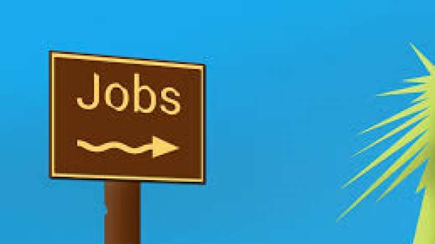 Sarkari Naukri 2019: Bombay High Court is hiring for 182 posts; check details Sarkari Naukri 2019: Bombay High Court is hiring for 182 posts; check details