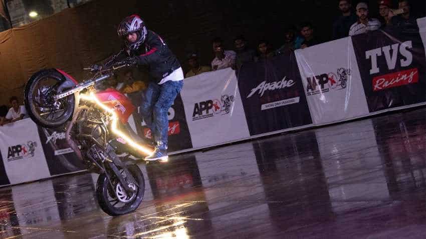 Record! TVS Apache enters Asia Book of Records with 6 hr non-stop stunt marathon amidst rainfall - SEE enthralling PICS Record! TVS Apache enters Asia Book of Records with 6 hr non-stop stunt marathon amidst rainfall - SEE enthralling PICS
