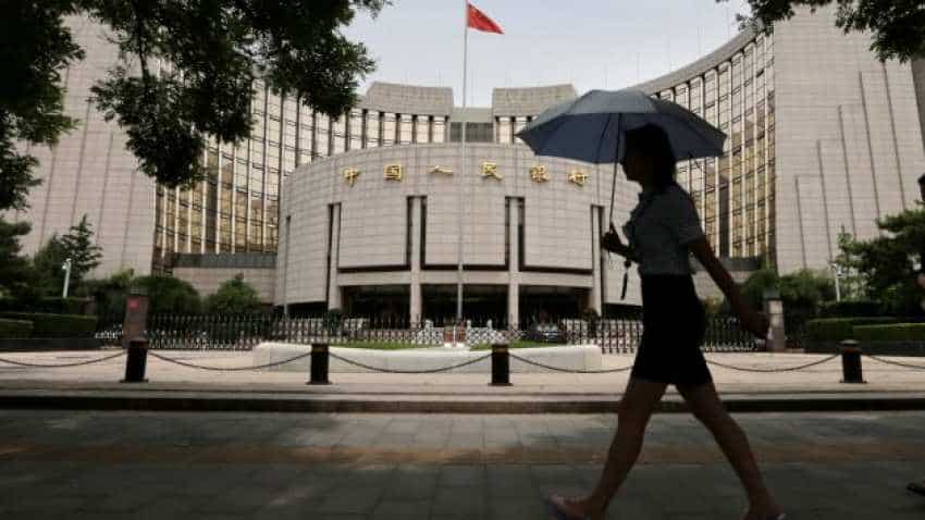 China Central Bank to issue bills in Hong Kong to contain decline in Yuan