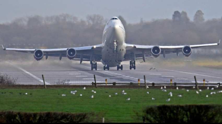 Mumbai airport update: Around 400 flights affected as Cyclone Vayu approaches Gujarat Mumbai airport update: Around 400 flights affected as Cyclone Vayu approaches Gujarat
