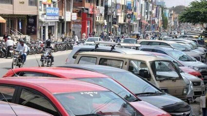 Car parking in Delhi's residential areas to be free, but this new ban imposed by draft policy Car parking in Delhi's residential areas to be free, but this new ban imposed by draft policy