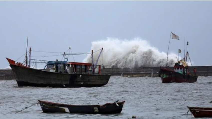 Cyclone Vayu to recurve again; likely to hit Kutch coast next week
