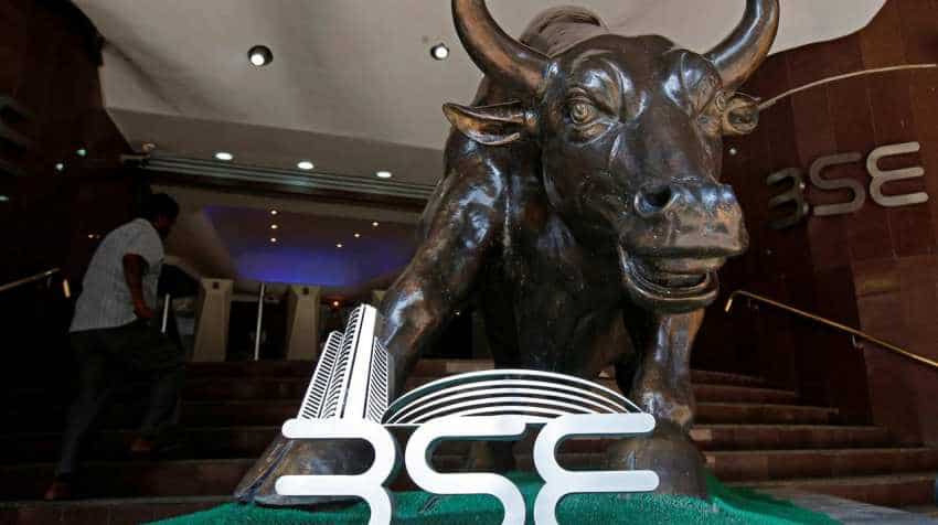 This banking stock has turned a multibagger! Should you buy and earn hefty money? Find out This banking stock has turned a multibagger! Should you buy and earn hefty money? Find out