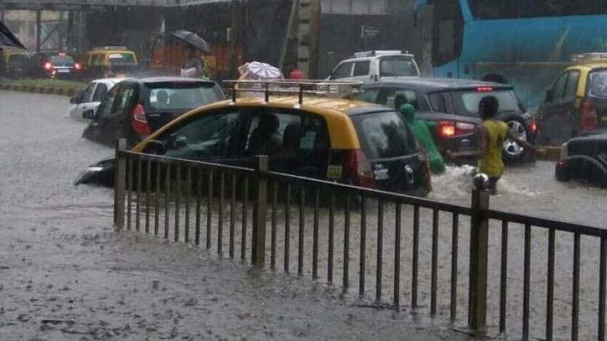 Rains paralyse Mumbai, Maharashtra declares holiday