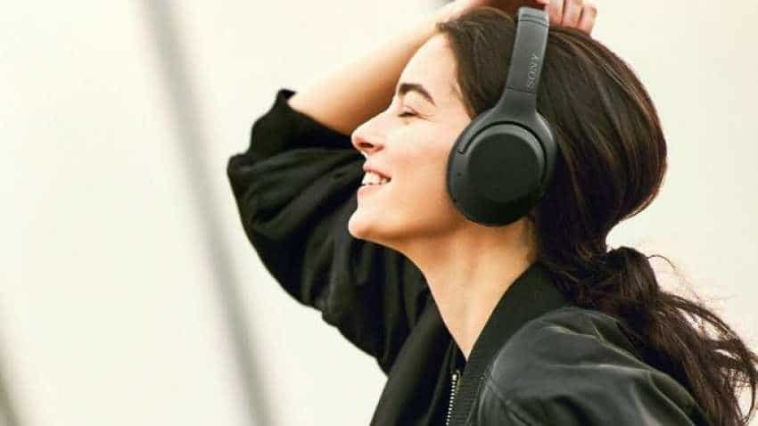 Sony WH-XB900 price in India: Wireless extra bass, noise cancellation headphones with Alexa