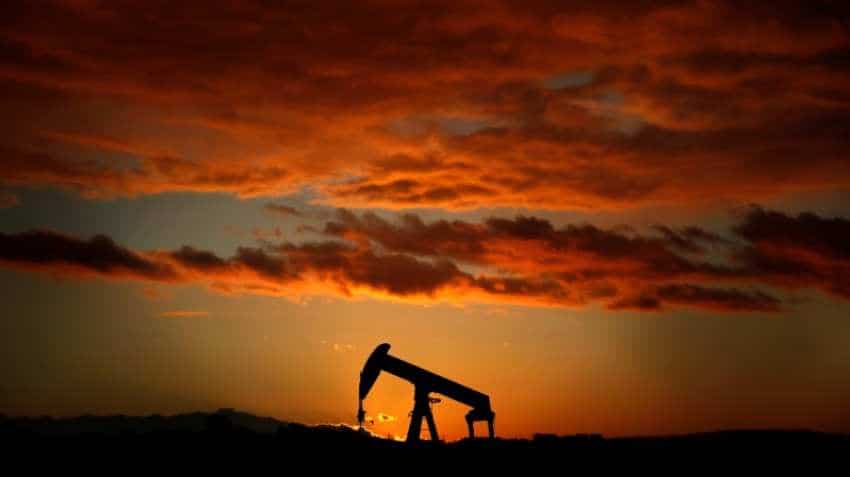 Oil prices gain on US inventory drop, Middle East tensions