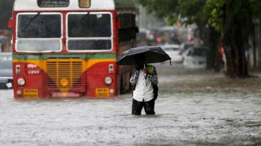 Mumbai rains Latest News: Check Weather forecast, Updates, Flight status, Train schedule, IMD, Skymet prediction for rains tomorrow