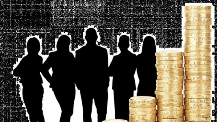 Surcharge on super-rich: Fear grips retail traders as FPIs pull-out over Rs 20,500 crore Surcharge on super-rich: Fear grips retail traders as FPIs pull-out over Rs 20,500 crore