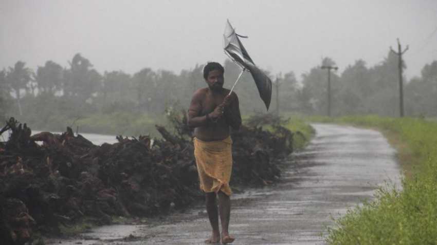 Pune rains update: Schools shut today, daily life affected due to Monsoon Pune rains update: Schools shut today, daily life affected due to Monsoon