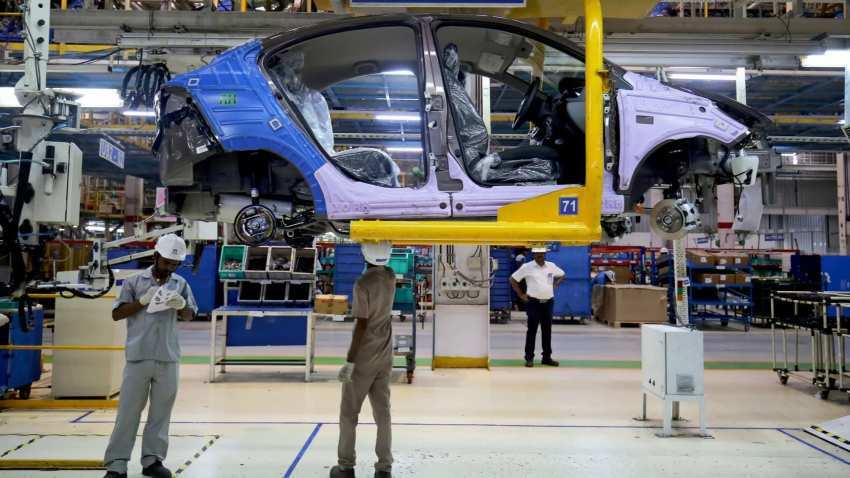Auto sector seeks financial package from government; suggests GST rate cut on cars, easy finance 